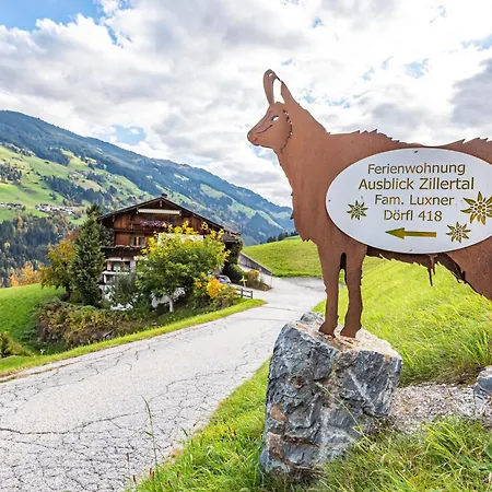 Ausblick Zillertal * Hainzenberg