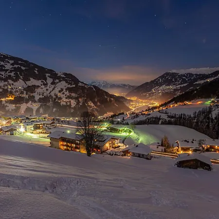 Ausblick Zillertal * Hainzenberg