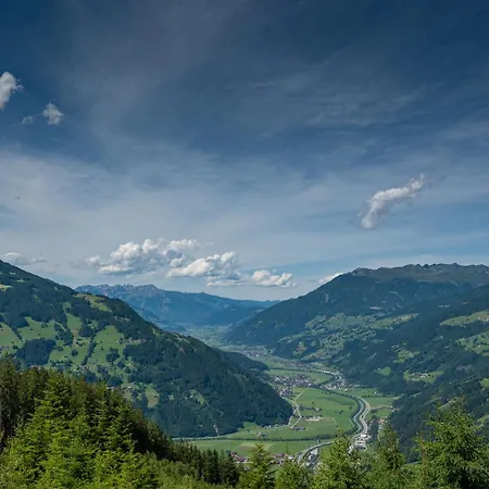 Ausblick Zillertal Apartamento Hainzenberg