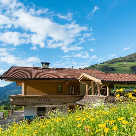 Ausblick Zillertal * Hainzenberg
