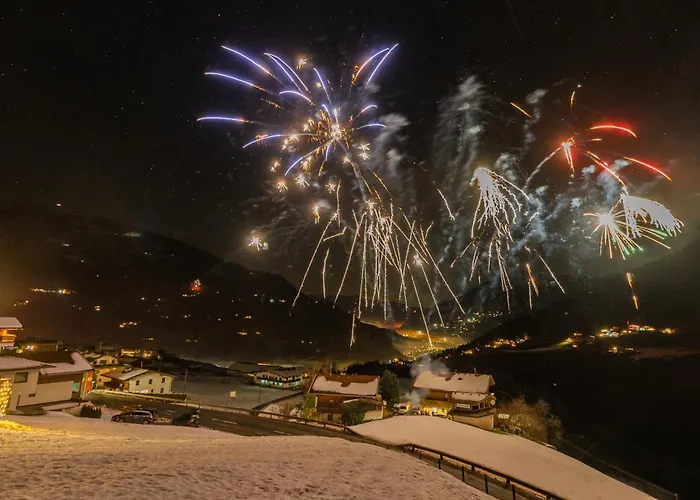 Ausblick Zillertal * Hainzenberg