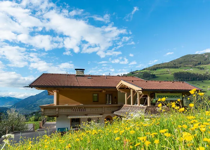Ausblick Zillertal * Hainzenberg