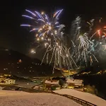 Ausblick Zillertal * Hainzenberg